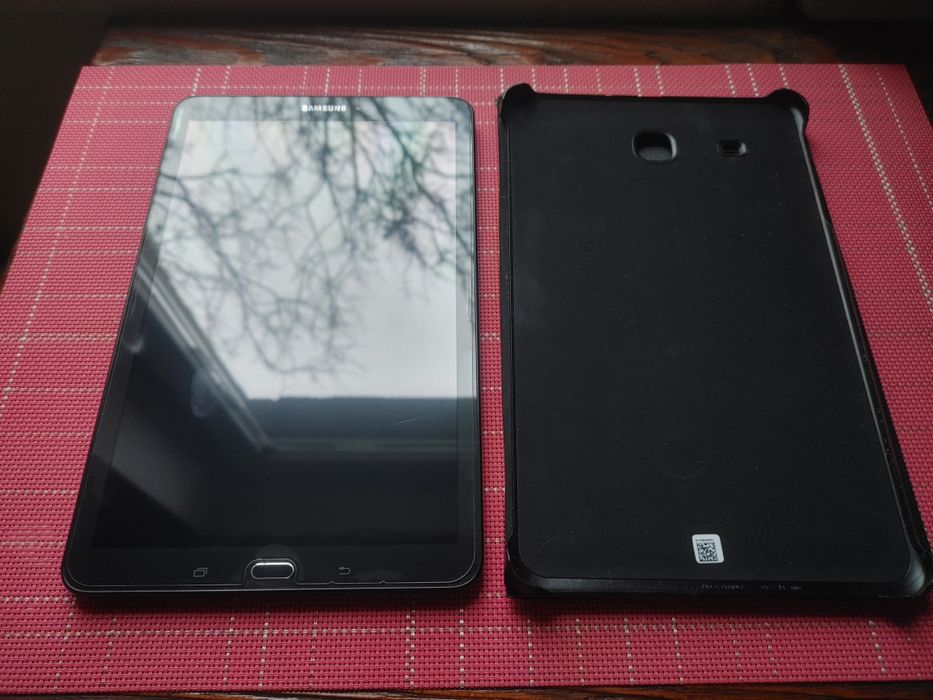 Samsung Galaxy Tab E 9.6 (SM-T561)