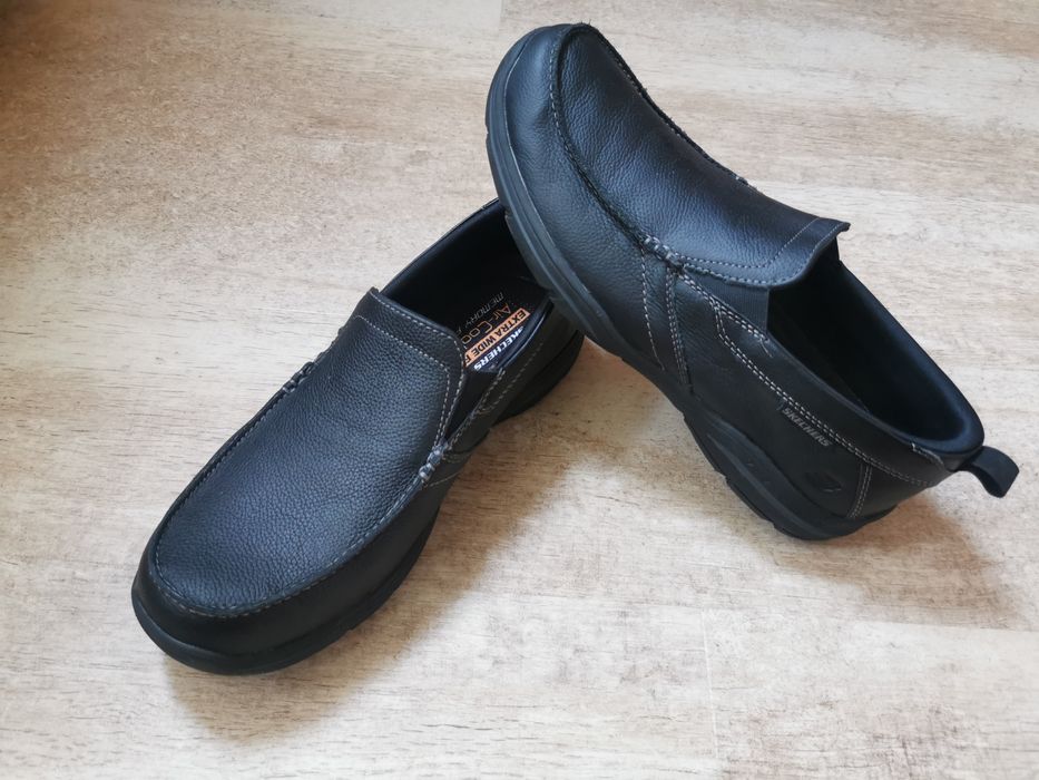 Buty Skechers 43 czarna skóra