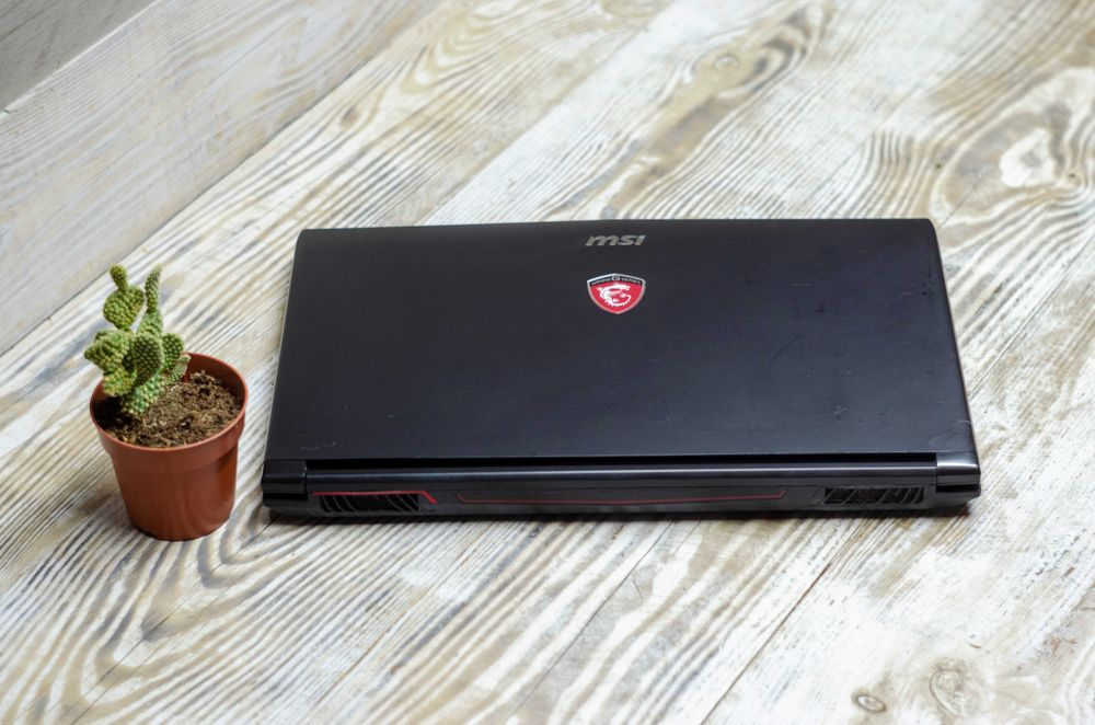 MSI GE62VR Apache Pro i7-7700HQ 3.8GHz/16Gb DDR4/GTX1060 3Gb/SSD+HDD
