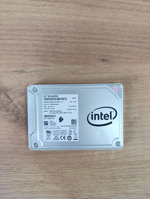 Накопичувач SSD 256GB Intel 545s 2.5" SATAIII TLC (SSDSC2KW256G8L)