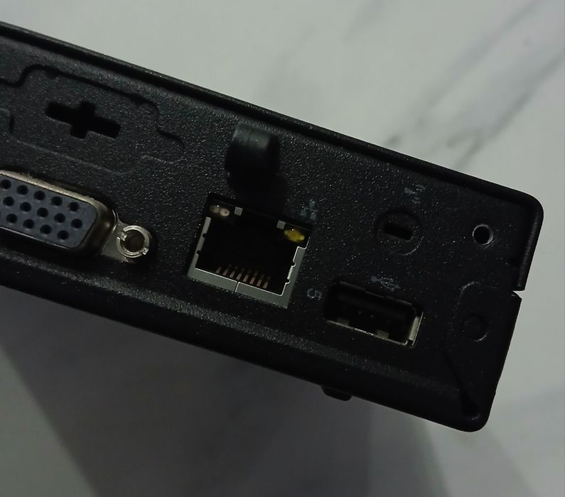 ThinkCenter M73 Lenovo falta o Disco e Carregador