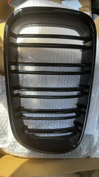 Grelhas pretas para BMW F25/F26