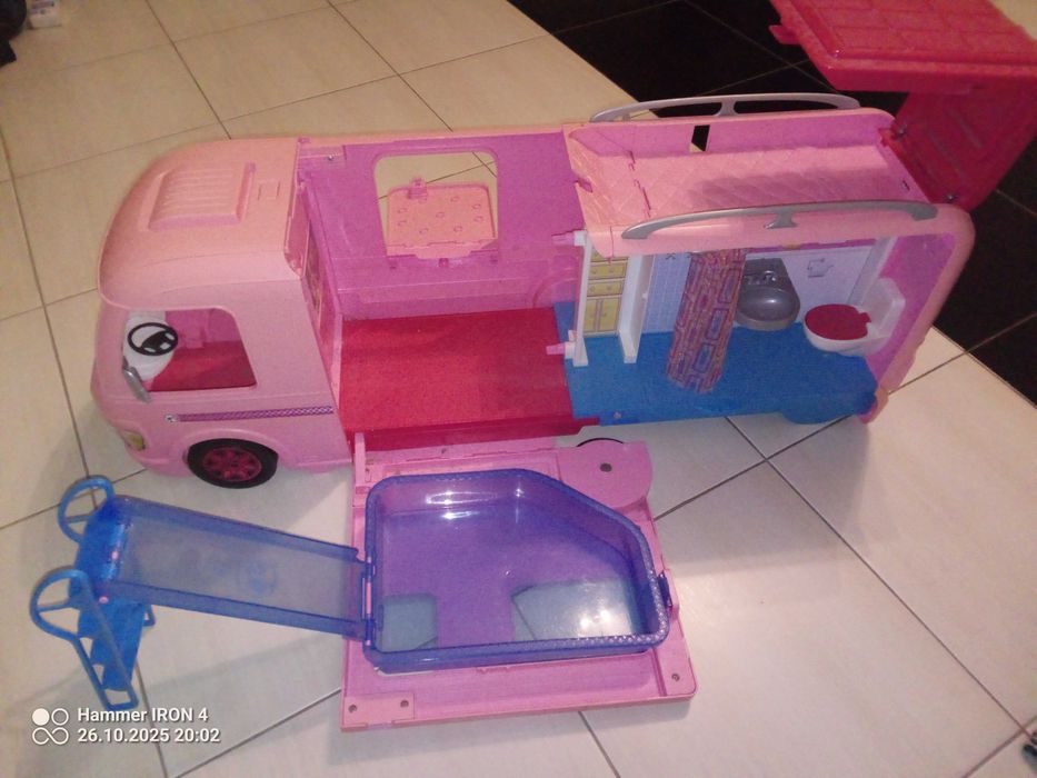 Camper Barbie + dodatki