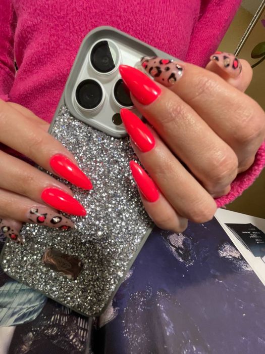 Маникюр, Педикюр, Наращивание ногтей, Подолог, Нарощування нігтів