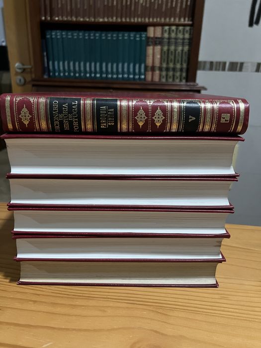 Vendo coleção completa Dicionário de História de Portugal