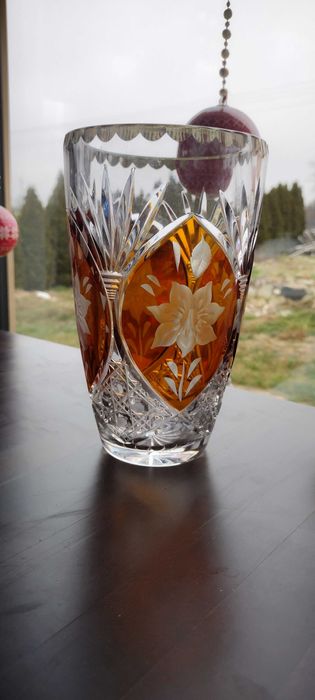 sprzedam wazozn z kryształu