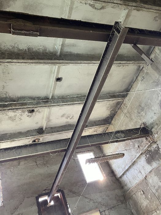 Двутавра розмір 20 см. по 20 грн. за кг.