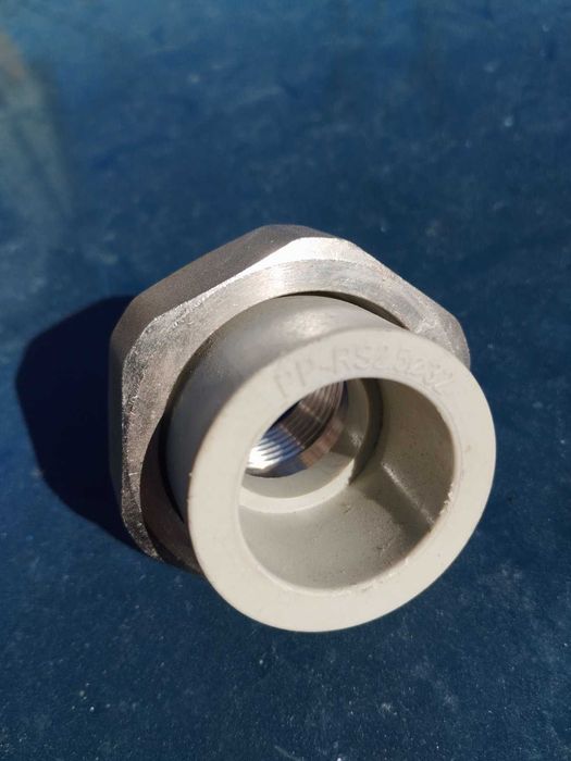 Фитинг для пайки.