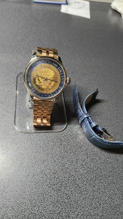 Zegarek szwajcarski Fortis 21j w medalu USA stal pasówka