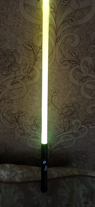 RGB світловий меч з металевою ручкою, акумуляторний