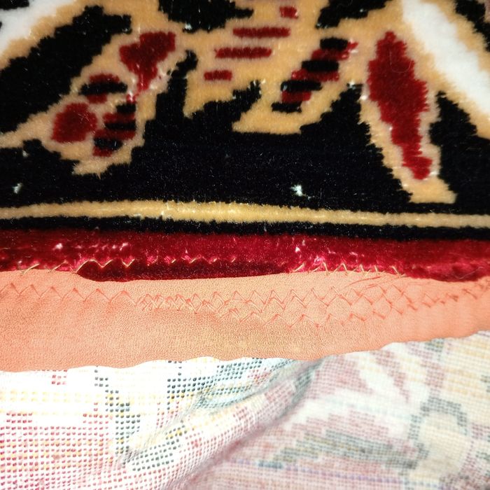 PRL narzuta dywanowa czerwona