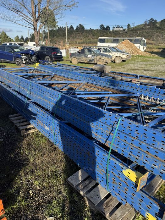 Racks / Prateleiras de carga pessada