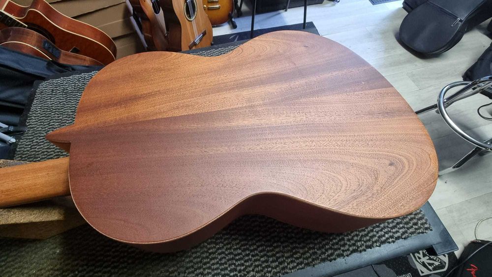 Guitarra Clássica Alhambra Laqant