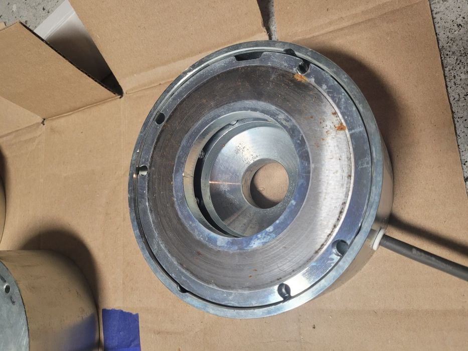 Hamulec elektromagnetyczny Temporiti K05F-SR 205V DC / 40 Nm