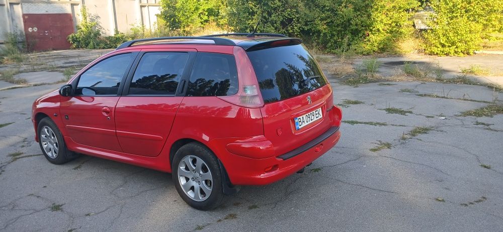 Продам автомобіль Пежо 206 Спорт
