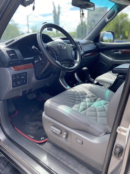 Toyota Prado 120