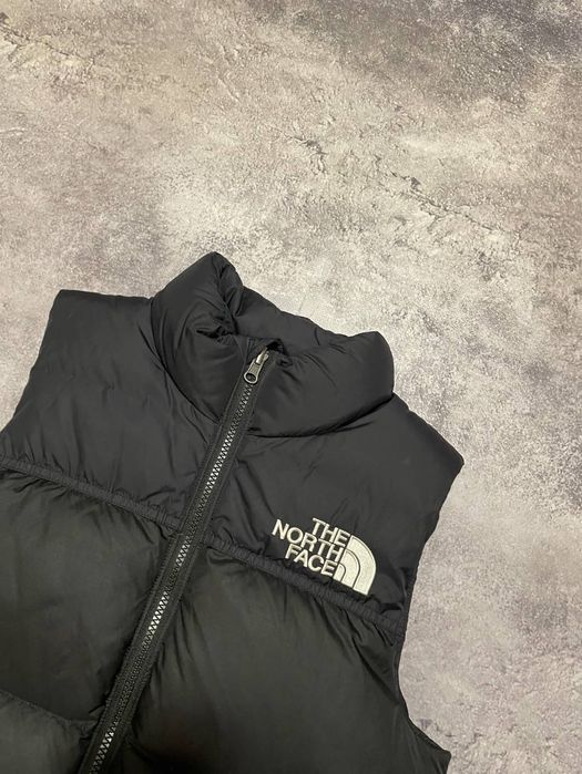 Пуховая жилетка the north face 700