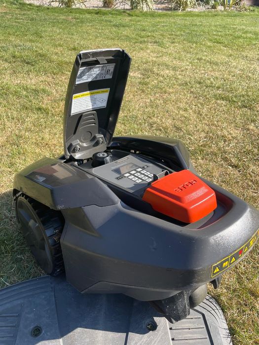 Husqvarna Automower 105.
