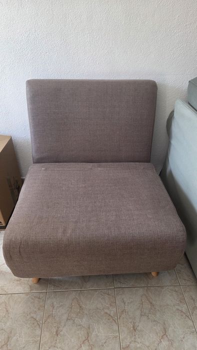 Sofá-cama castanho