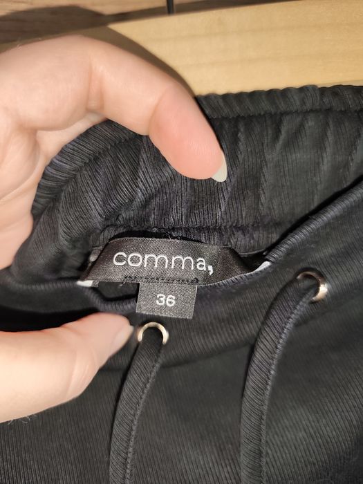 Comma 36 czarna spódnica guma w pasie kieszenie sportowa