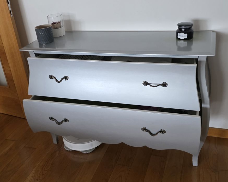 Dois aparadores 120 cm e 55 cm