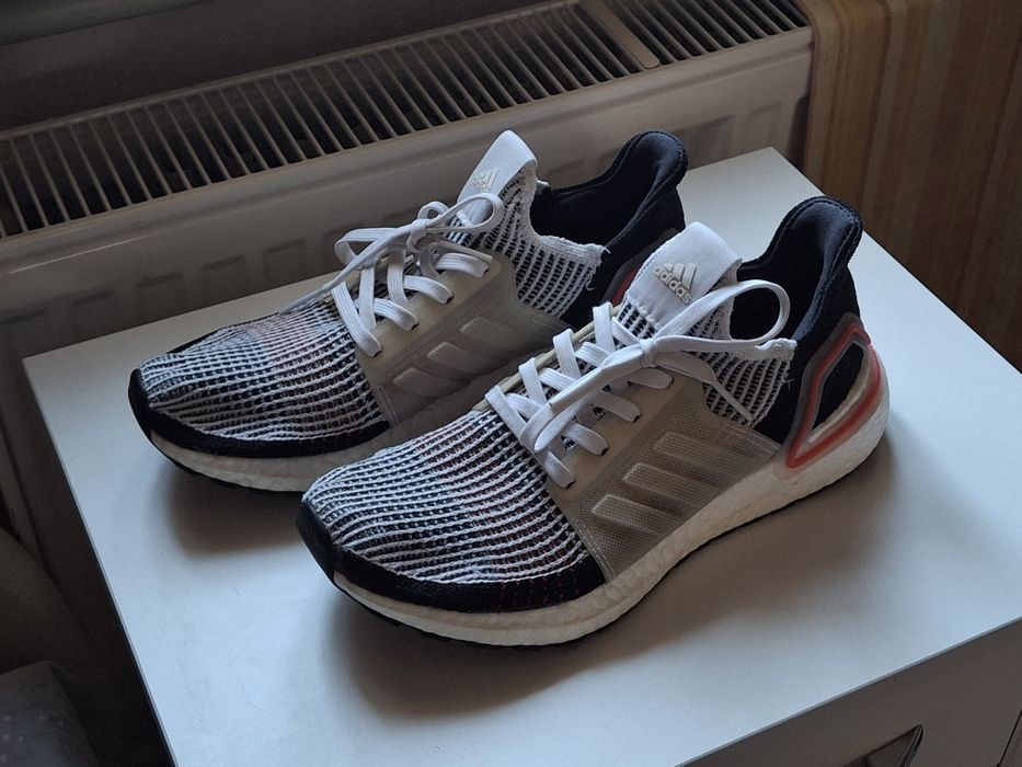 Кросівки бігові Adidas