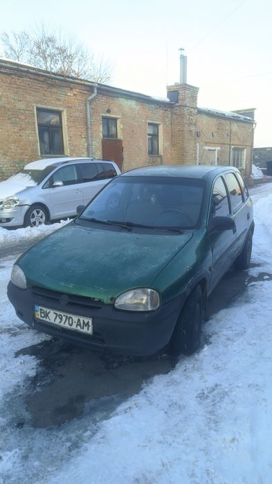 Opel  на повному бойовому ходу