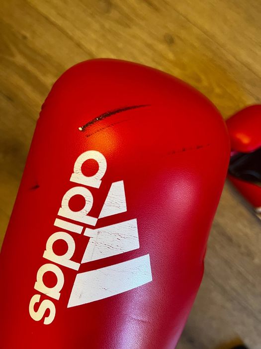 Перчатки для единоборств