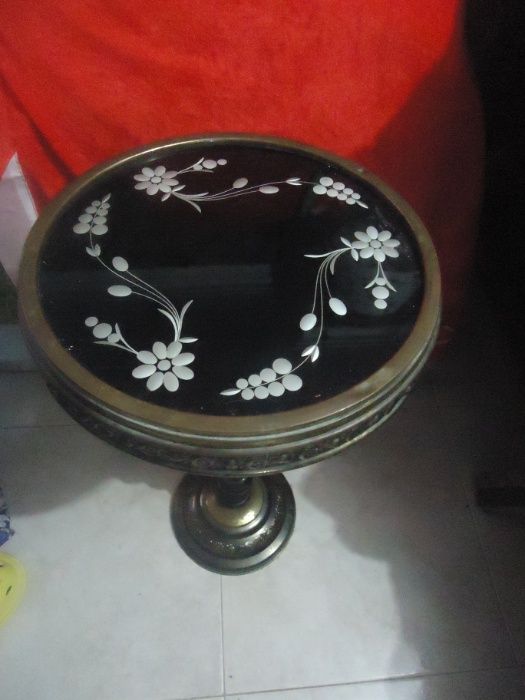 Mesa de Apoio em Latão Antiga