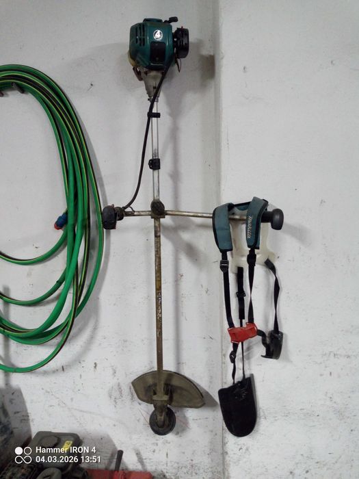 Kosa spalinowa Makita zatarta