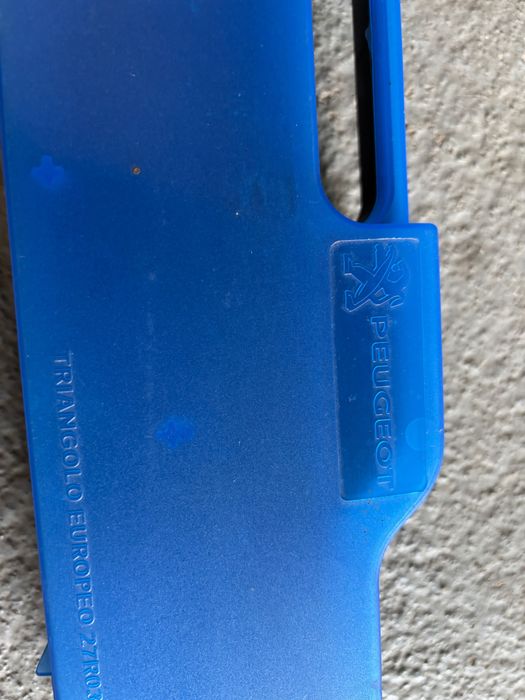 Peugeot pokrowiec etui na trójkąt ostrzegawczy