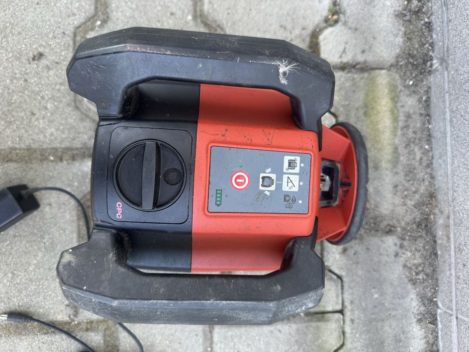 Niwelator hilti PR 30-HVS używany sprawny