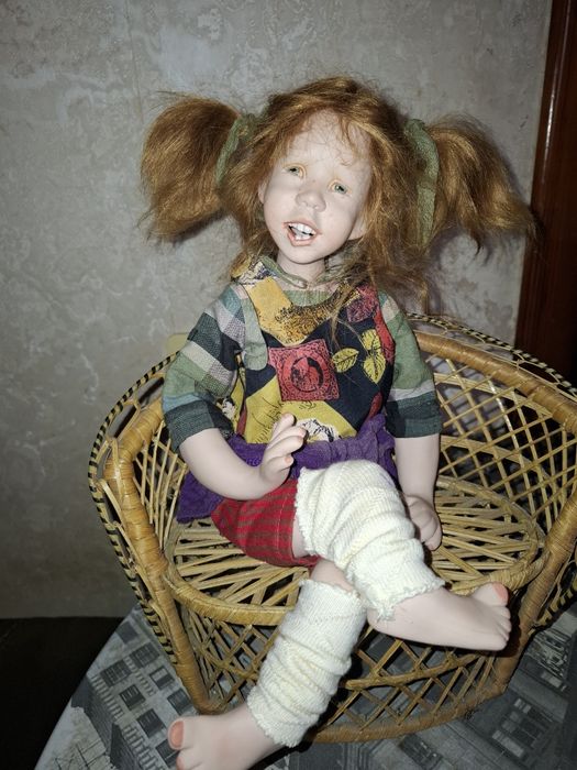 Коллекционная фарфоровая кукла от Sandi McAslan