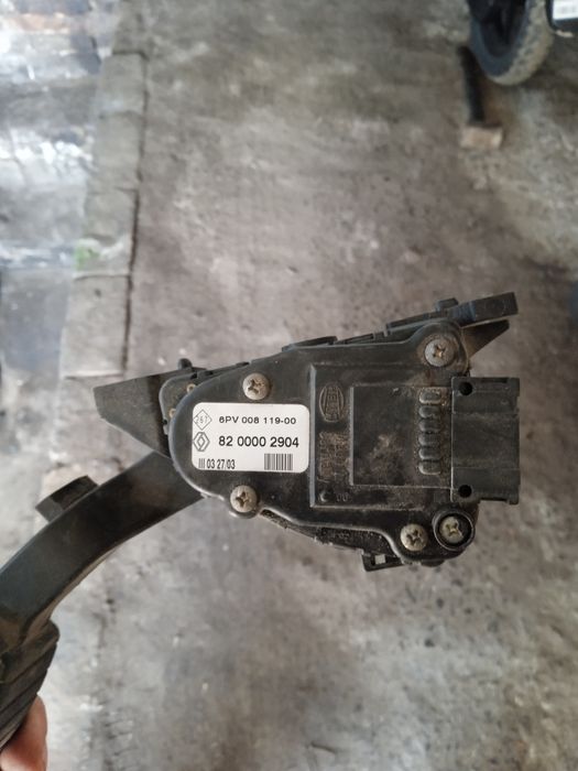 Продам педаль газу Рено Лагуна2