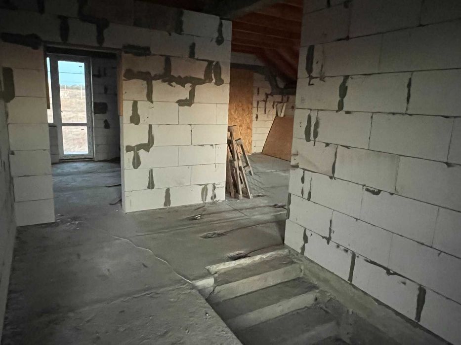 (13) Продам новий будинок в с.Прилиманське (нова нарізка).