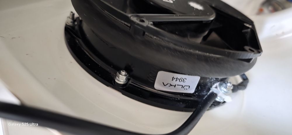 Манікюрна витяжка