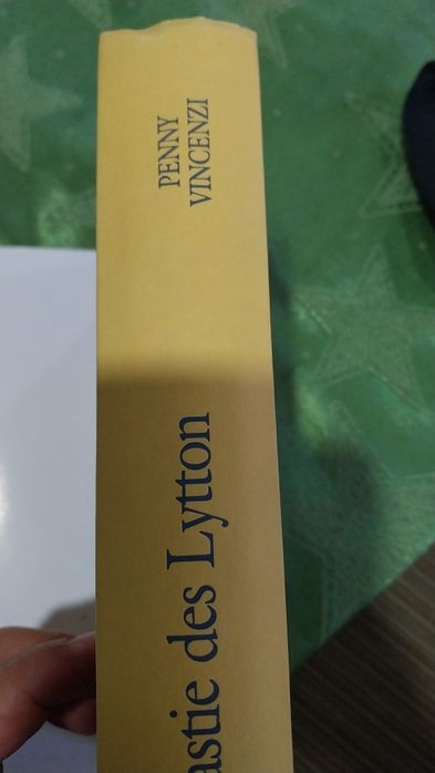 La dynastie des Lytton. Portes incluídos