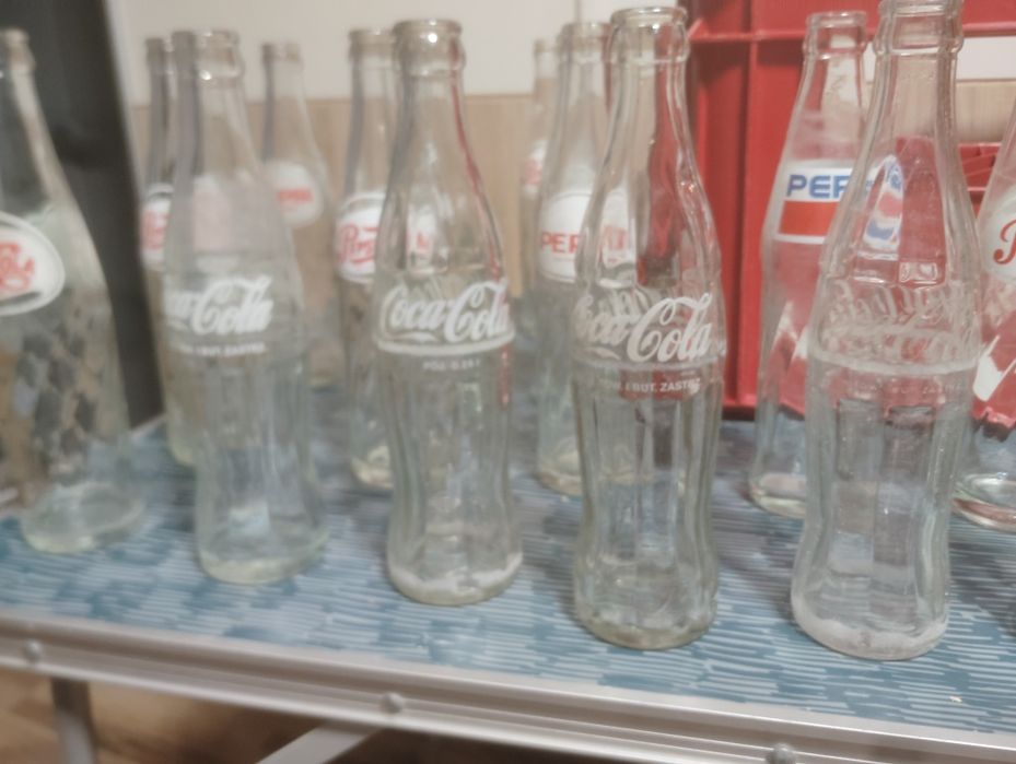 Kultowa skrzynka PRL Coca-Cola + 24butelki  Pepsi/Coca-Cola