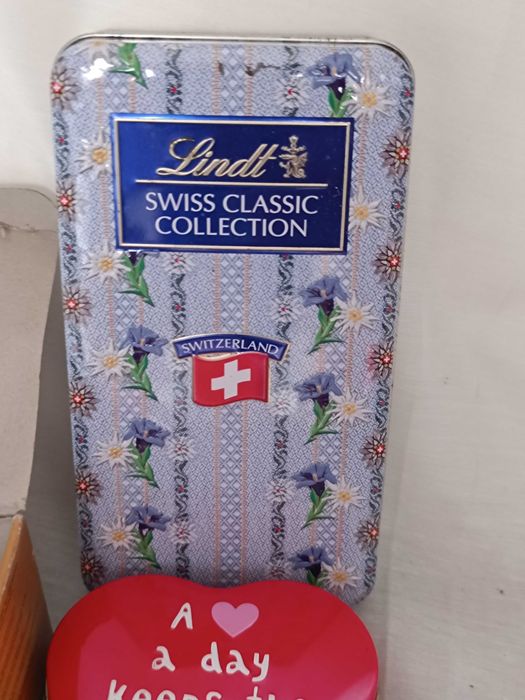 Conjunto Caixas metálicas e campainha