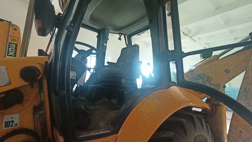 Продам экскаватор  JCB 3CX 2008 г.