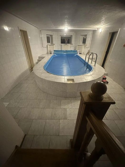 Продам 3-поверховий будинок Петропавлівська Борщагівка VD