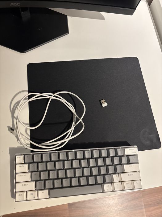 Teclado royal kludge rk61 + comando da ps4
