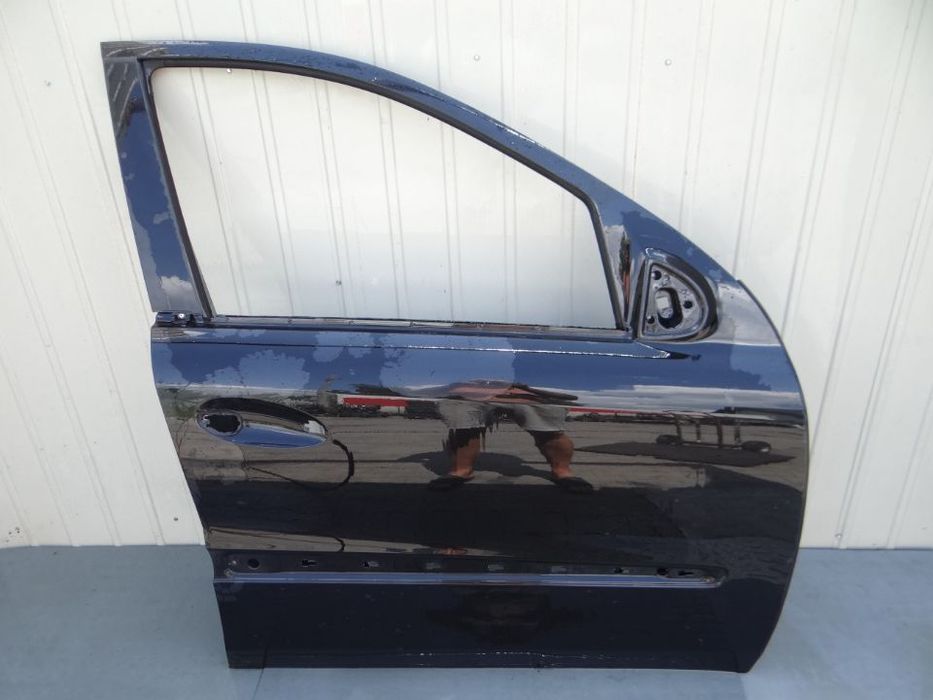 ML W164 Drzwi prawy przod lak nr C197