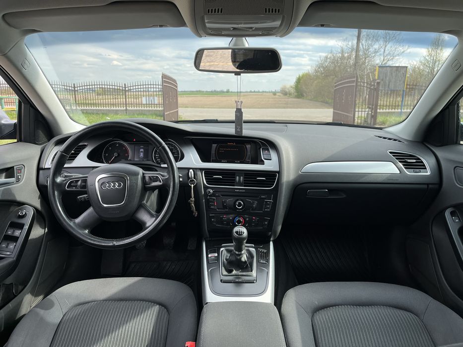 Audi A4 B8 Avant przedlift
