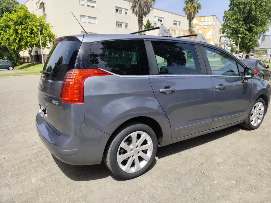 Peugeot 5008 Top de linha / topo de gama
