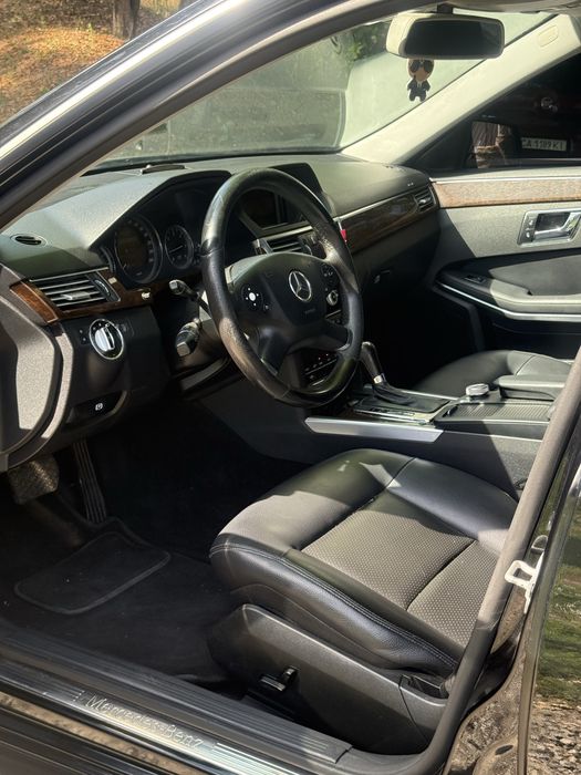 MERCEDES-BENZ E 200 2010 VIN WDD2120051A260845 фото оголошення 5 з 8