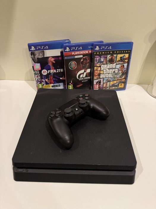 Playstation 4 Slim- 500GB