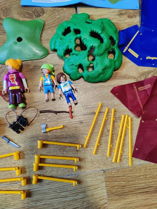 Playmobil Summer Fun 6888- pole namiotowe z ogniskiem LED