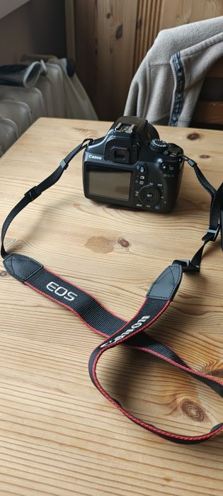 Canon eos 1100d super stan