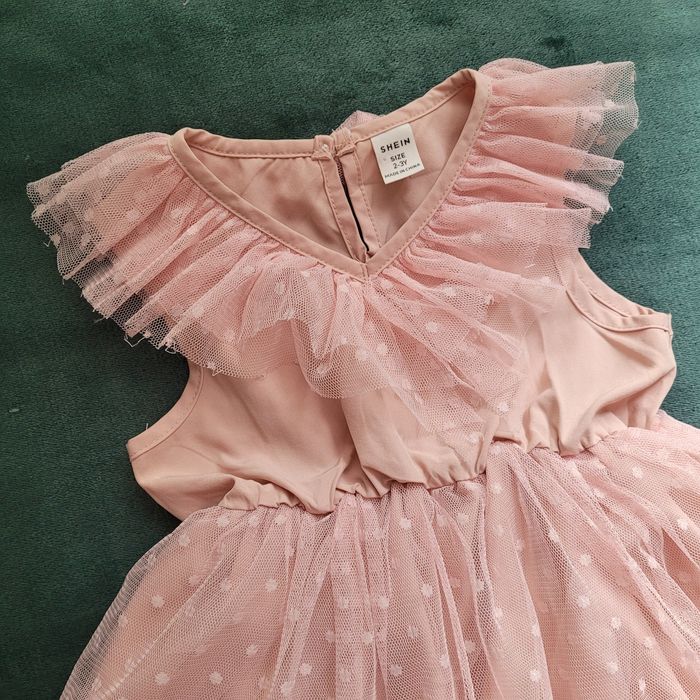 Pudrowa Chmurka Tiulu - Sukienka jak z Bajki!